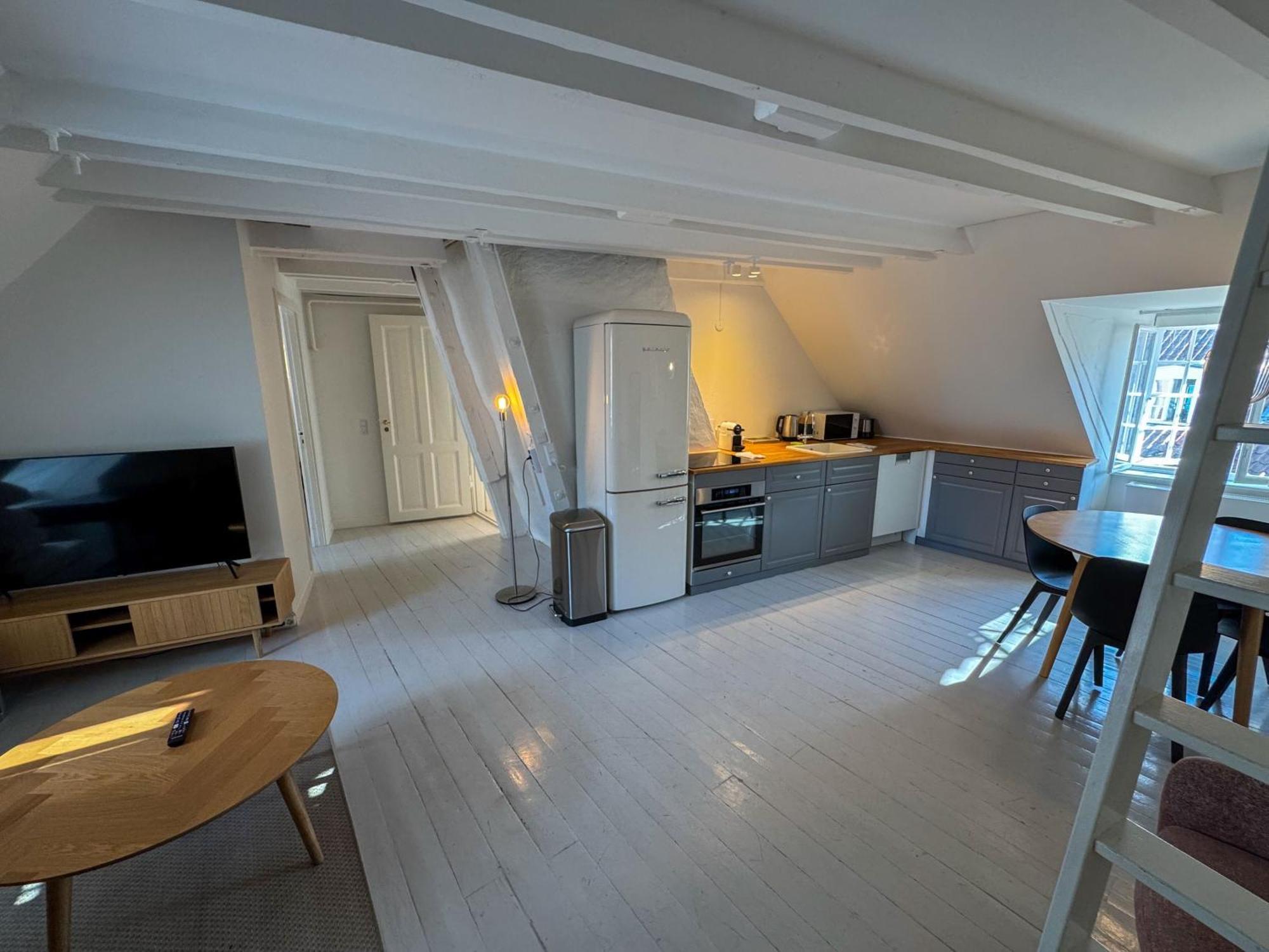 Cozy Apartments In Heart Of Copenhagen Near Stroget & Hojbro Plads المظهر الخارجي الصورة